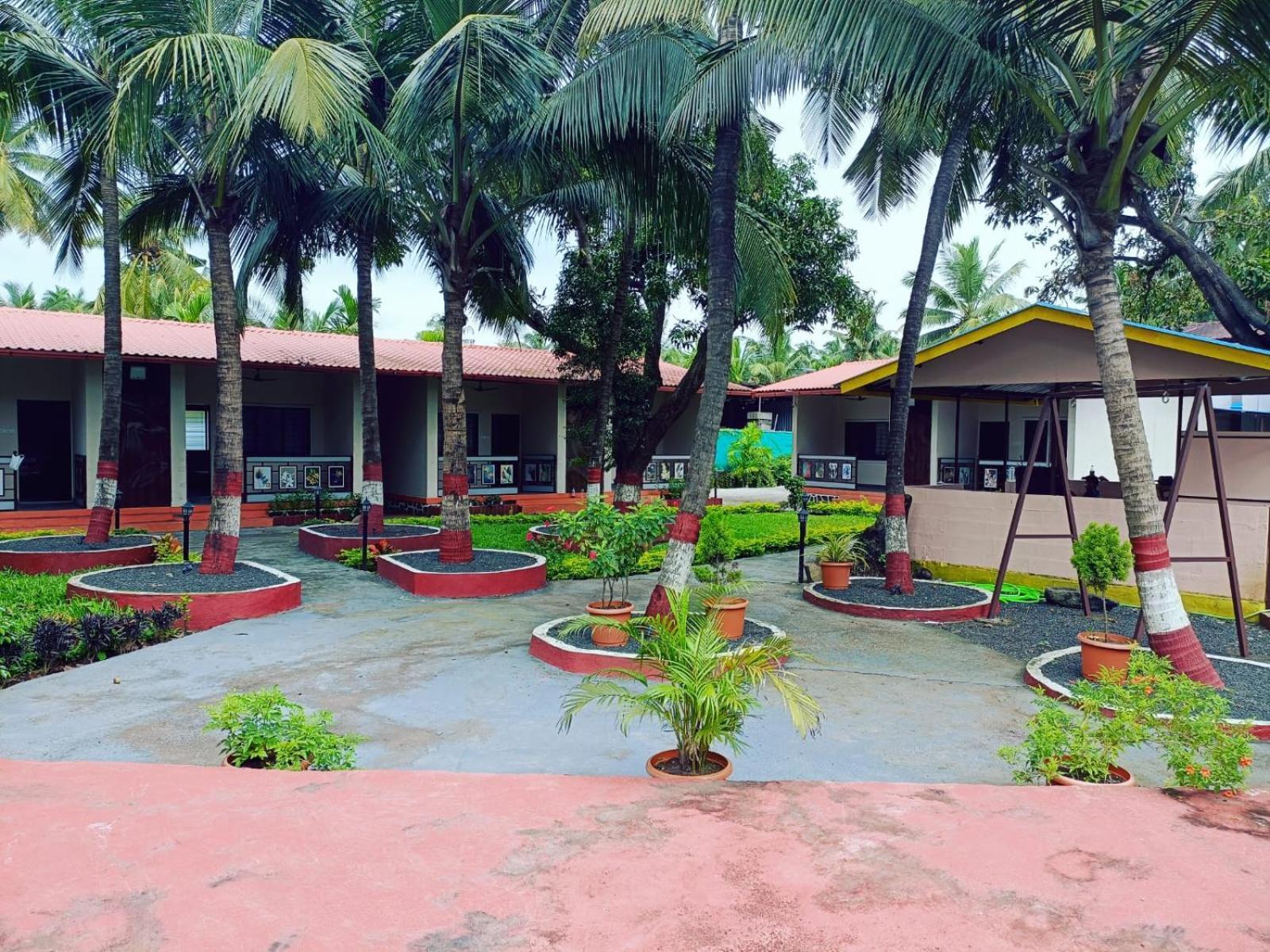Happy Holiday Alibaug Hotel Alibag Exterior photo